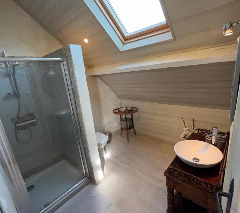 Photo of Bathroom in Cramant