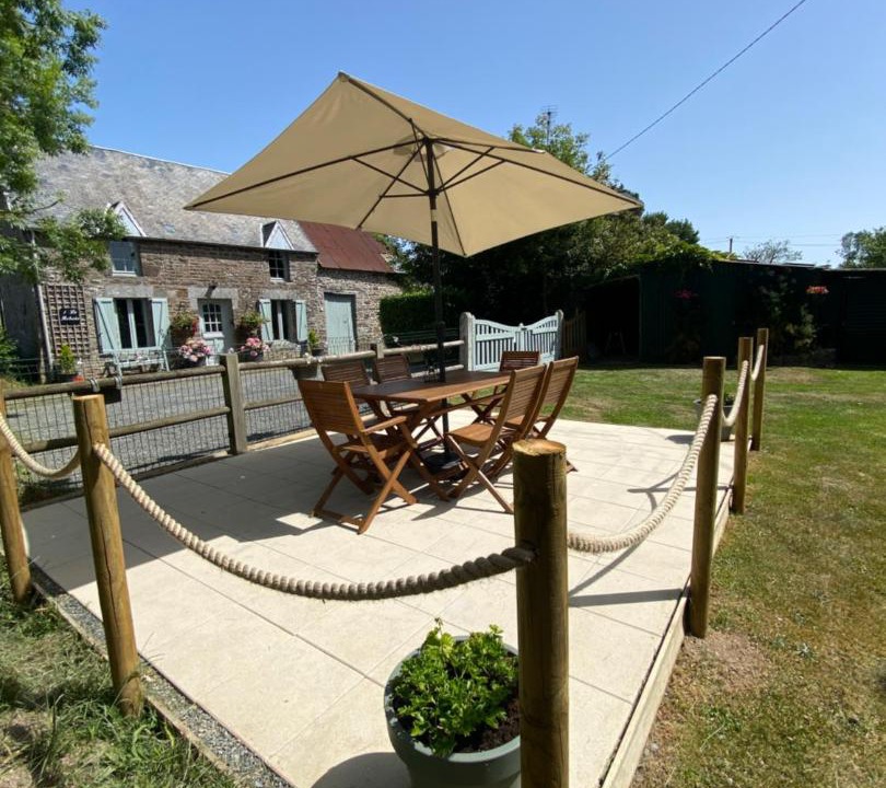 Photo of Others in (le) Mesnil Hue