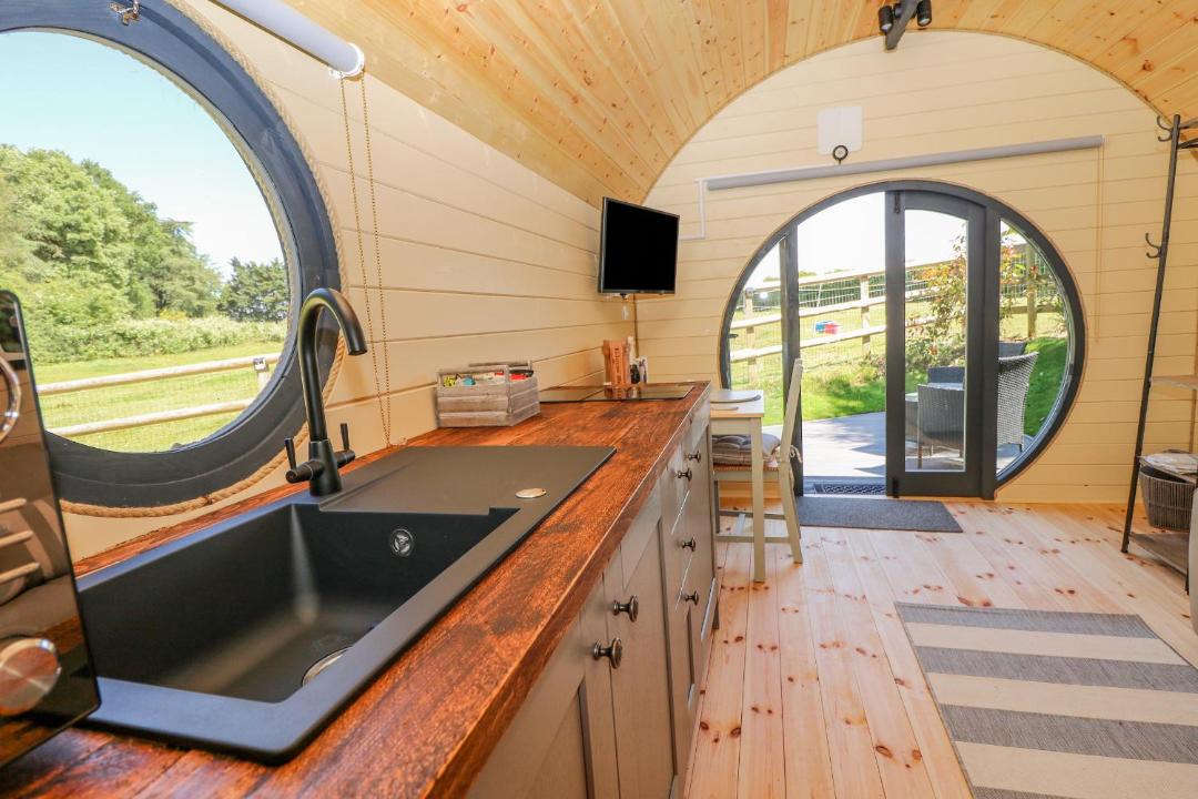 Photo of Others in Ford