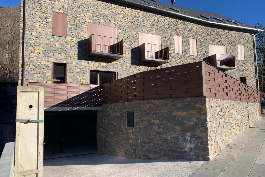 Photo of Buildings in Barruera