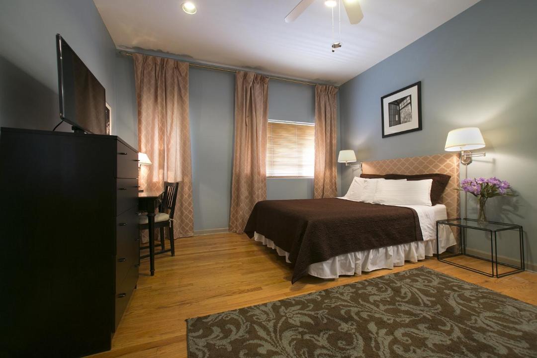 Photo of Others in Wicker Park