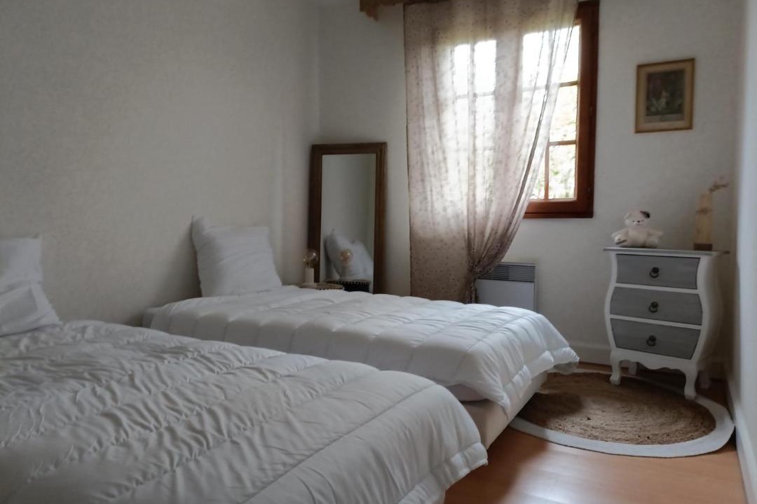 Photo of Bedroom in Gujan-Mestras