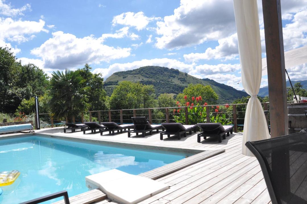 Photo of Others in Montory