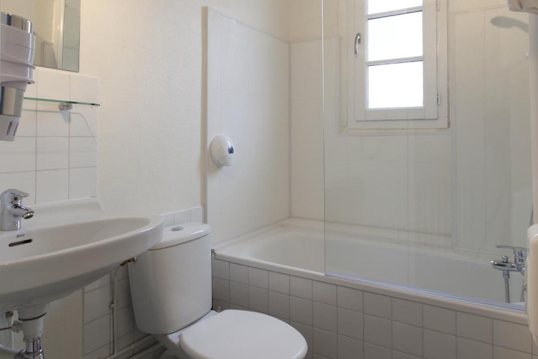 Photo of Bathroom in Talensac-Pont Morand