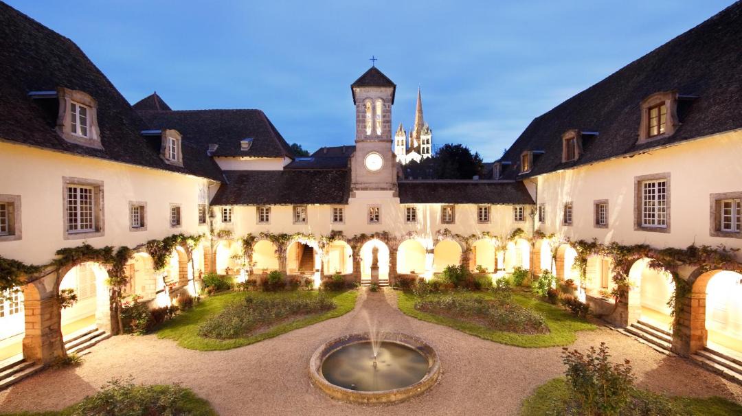 Photo of Others in Autun