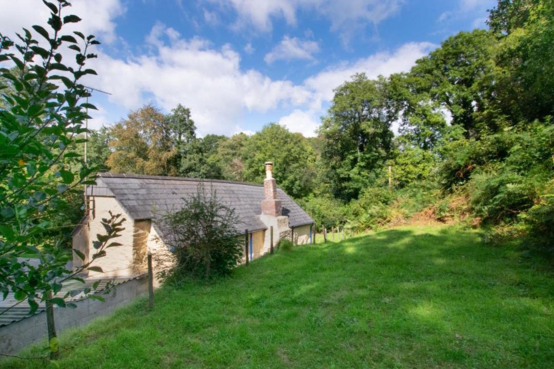 Photo of Buildings in Lostwithiel