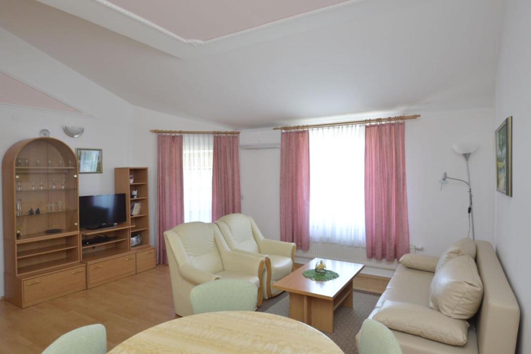 Photo of Livingroom in Valbandon
