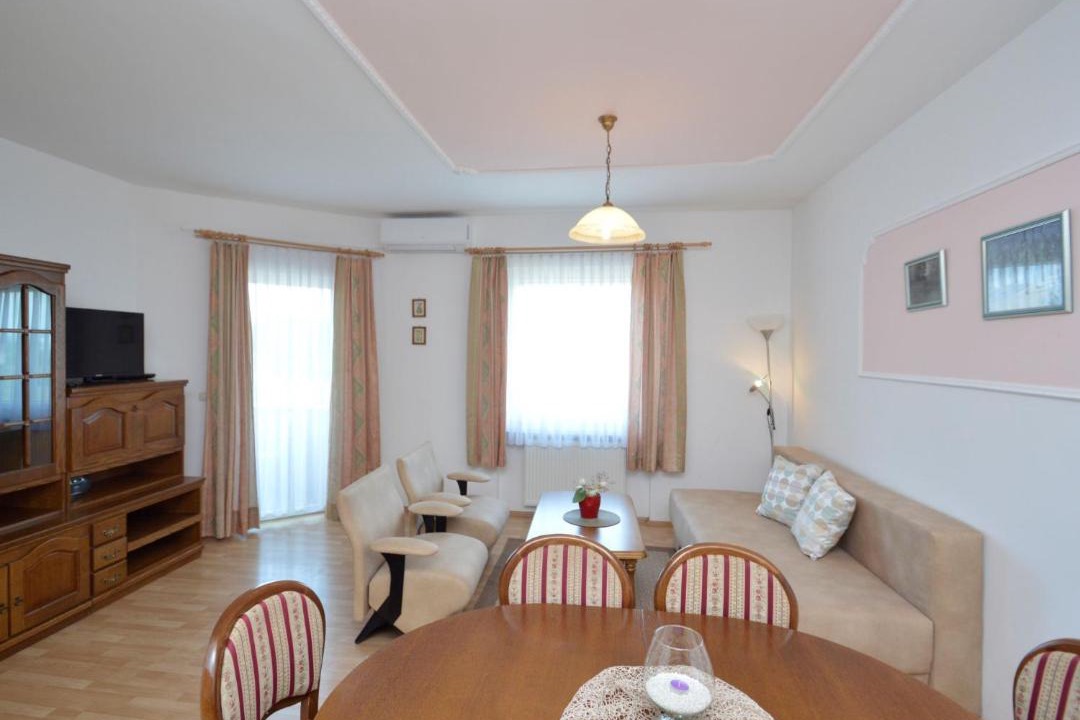 Photo of Livingroom in Valbandon
