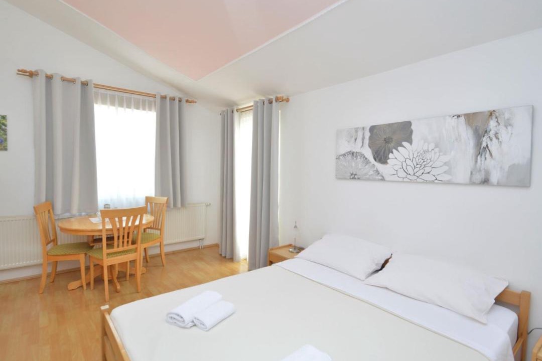 Photo of Bedroom in Valbandon