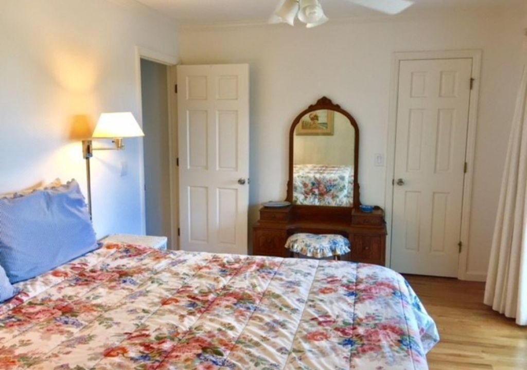 Photo of Bedroom in Cowpens