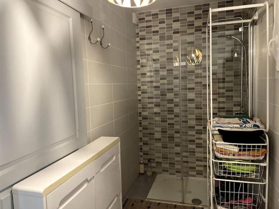 Photo of Bathroom in Saint-Aunes