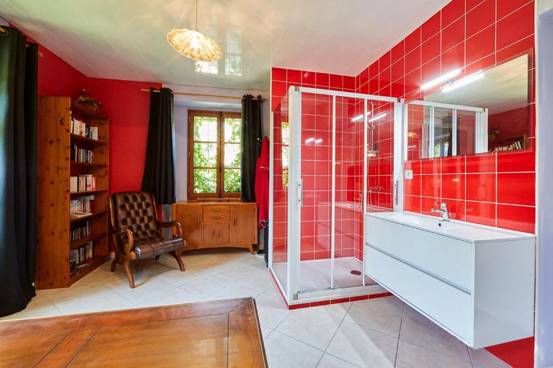 Photo of Others in Saint-Just