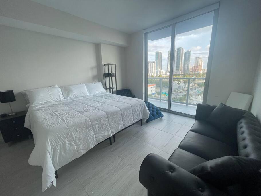 Photo of Bedroom in Northeast Miami