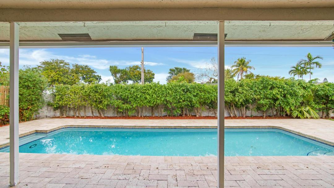 Photo of Outdoor in Sunrise