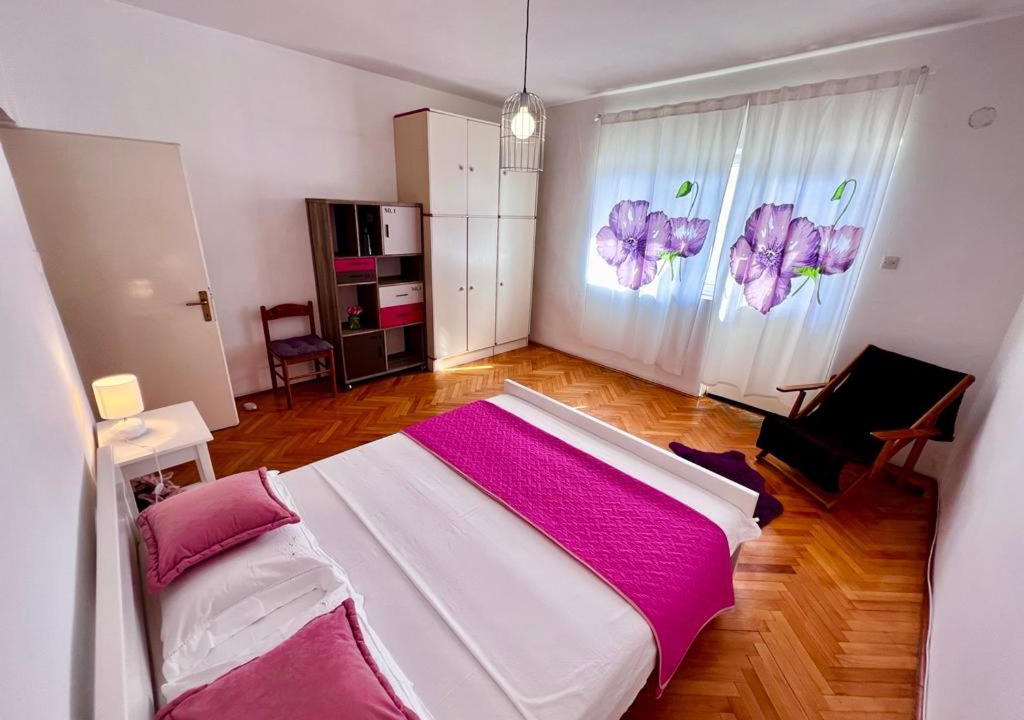 Photo of Bedroom in Primosten