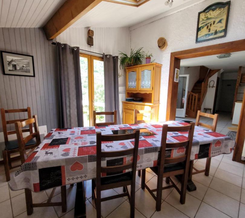 Photo of Others in Viella