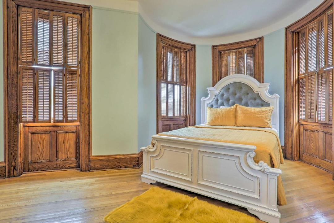 Photo of Bedroom in North Bergen