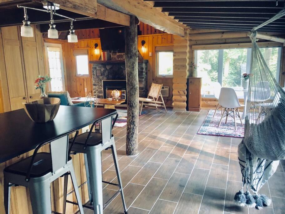 Photo of Livingroom in Layton