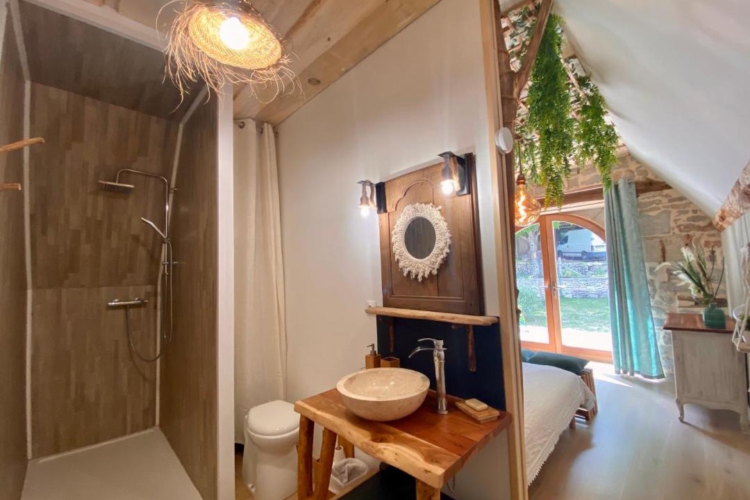 Photo of Bathroom in Espagnac-Sainte-Eulalie