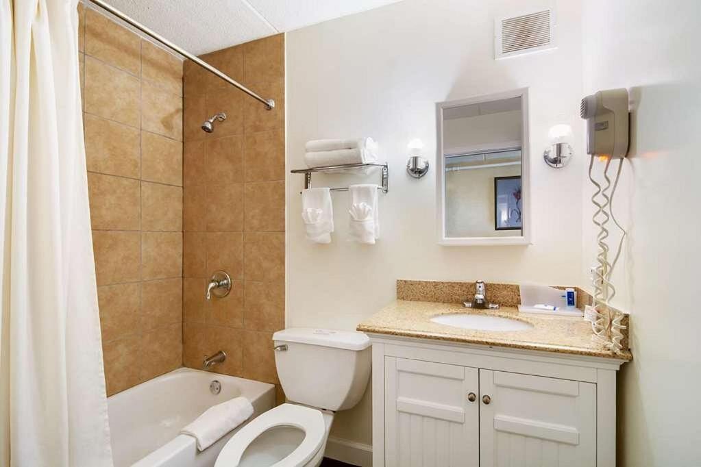 Photo of Bathroom in North Aurora