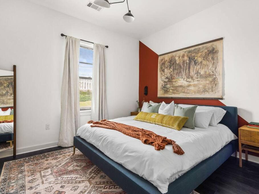 Photo of Bedroom in Hillsboro Village