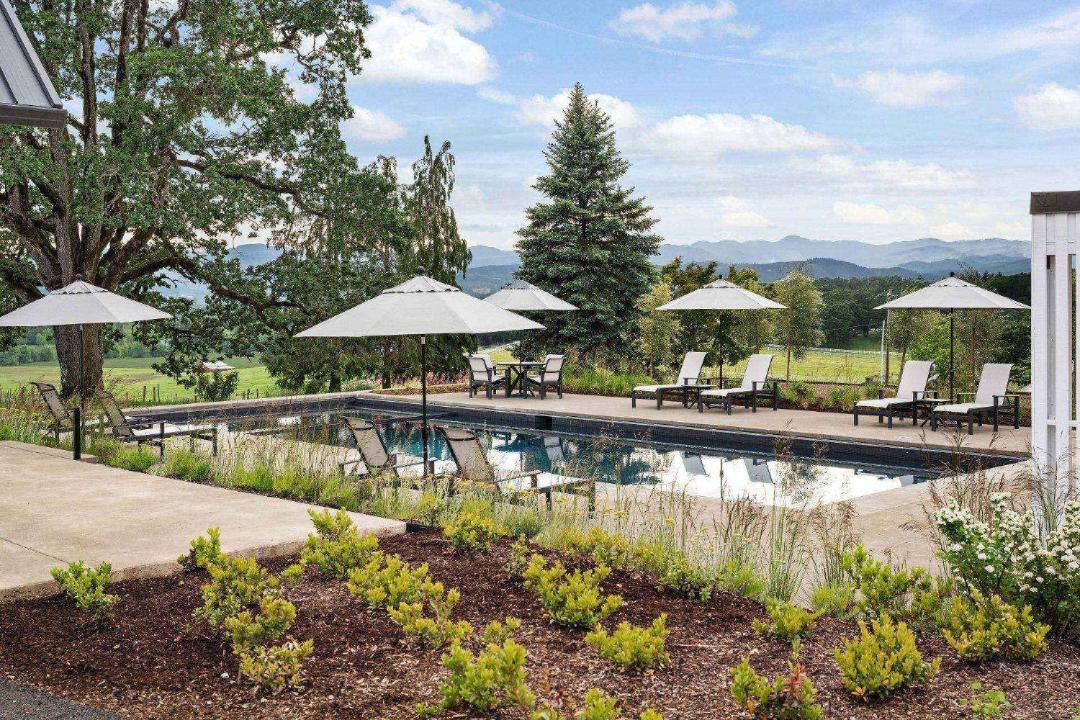 Photo of Others in Yamhill