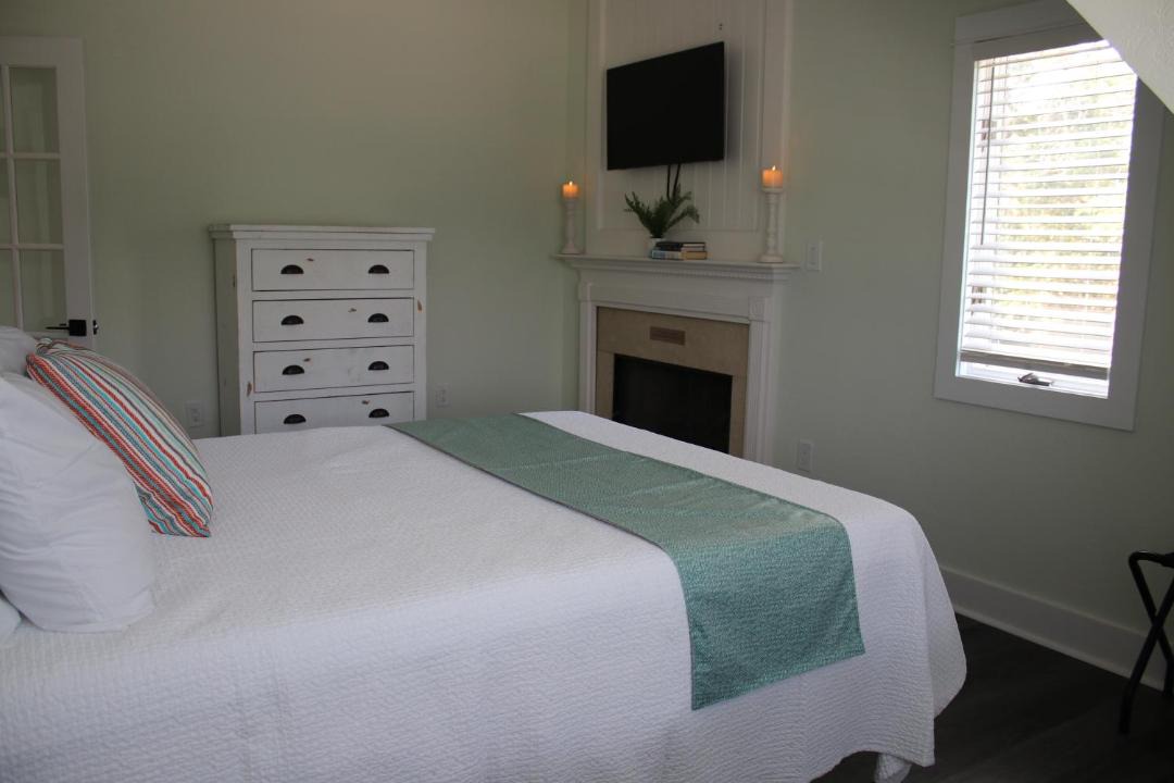 Photo of Bedroom in Corolla