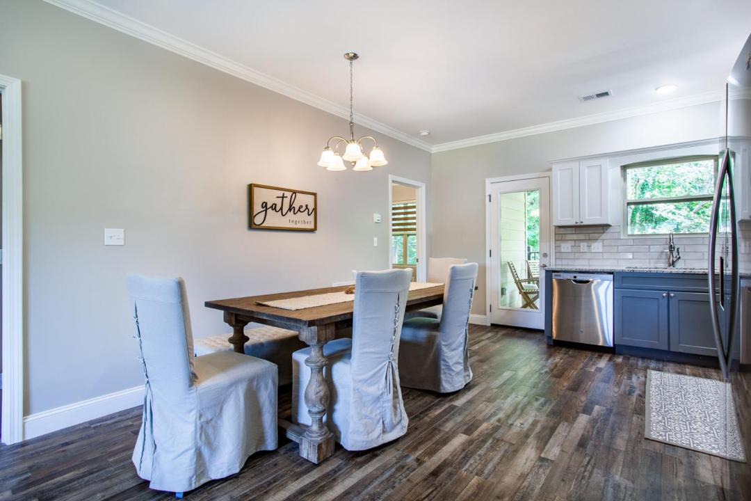 Photo of Livingroom in Townsend
