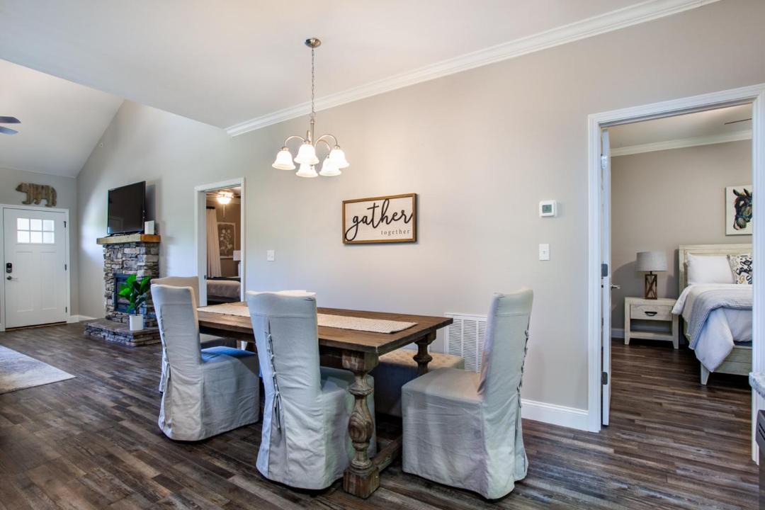 Photo of Livingroom in Townsend