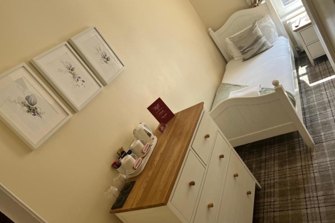 Photo of Others in Lanark