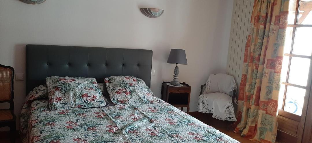 Photo of Bedroom in Poule-les-Echarmeaux