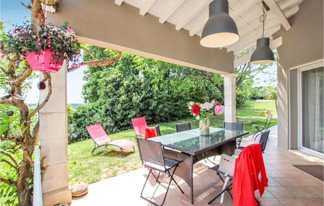 Photo of Patio Balcony in Savasse