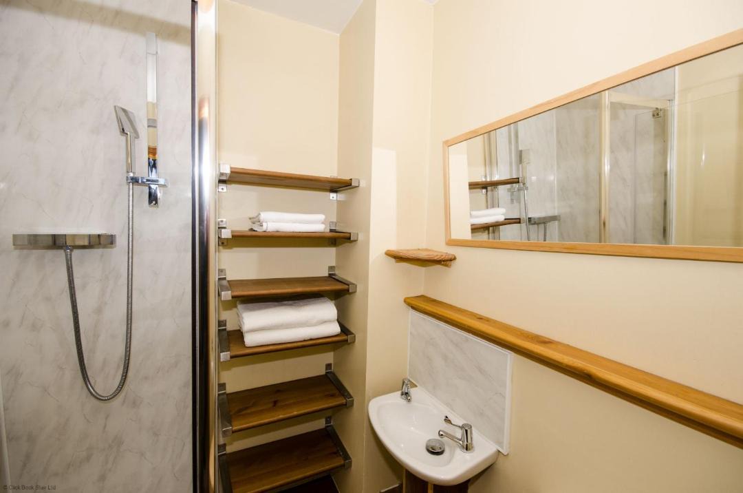 Photo of Bathroom in Braemar