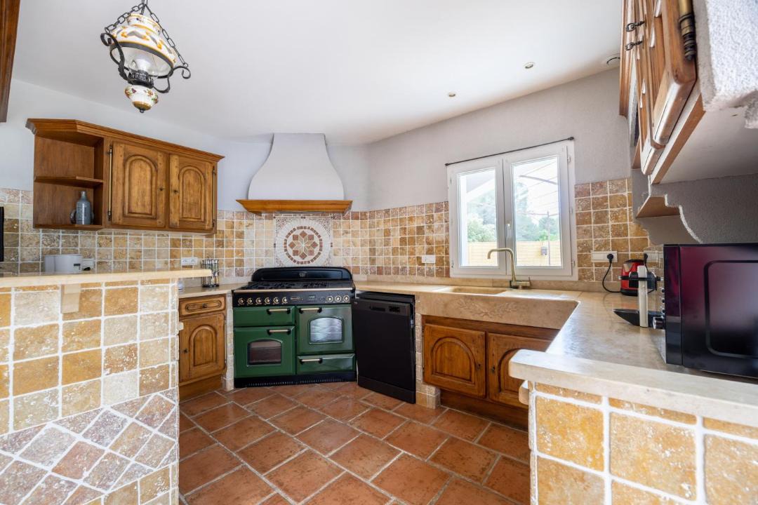 Photo of Kitchen in Signes