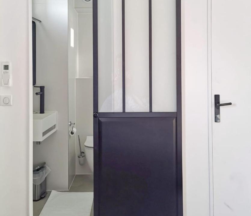 Photo of Bathroom in Saint-Cloud
