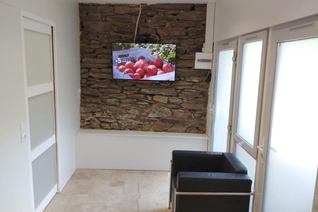 Photo of Others in Saint-Melany