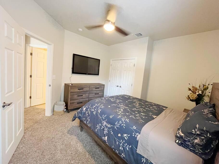 Photo of Bedroom in Southside