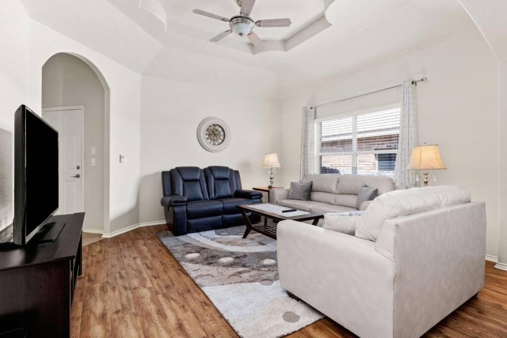Photo of Livingroom in Southside