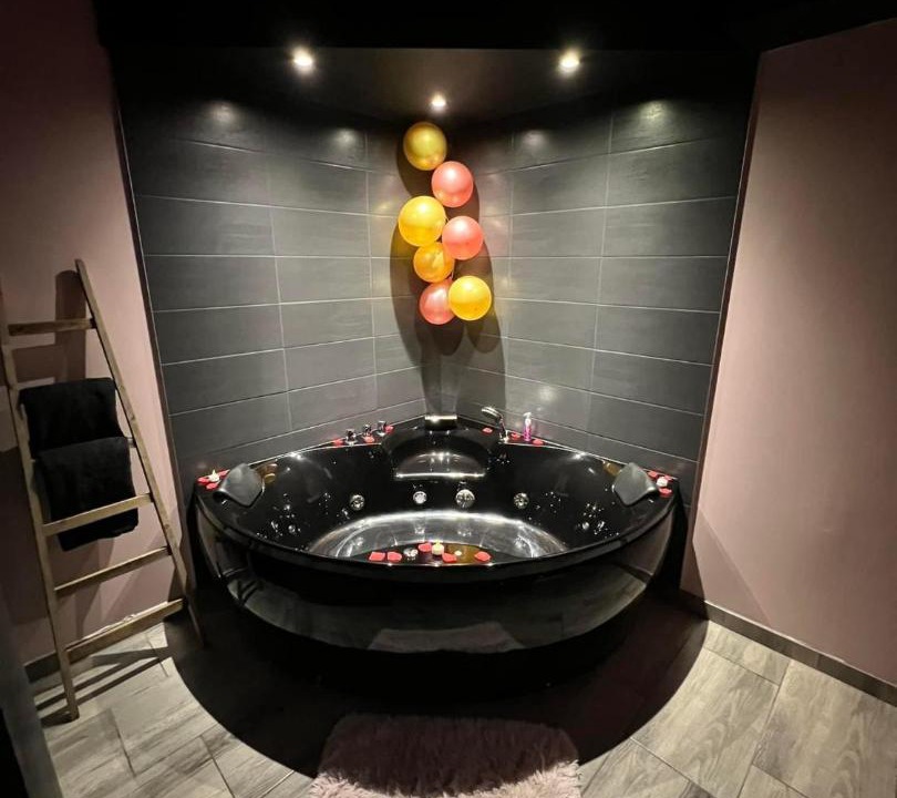 Photo of Others in Wallers