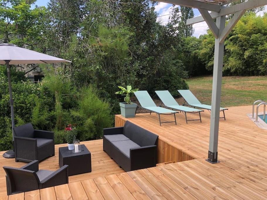 Photo of Patio Balcony in Sainte-Maure-de-Peyriac