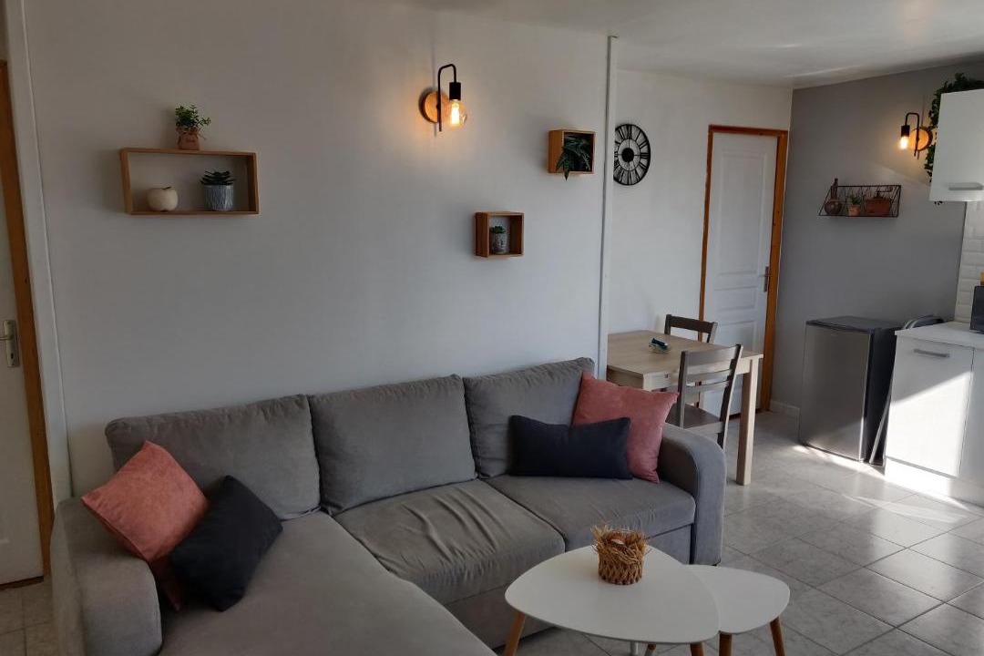Photo of Others in Genneville