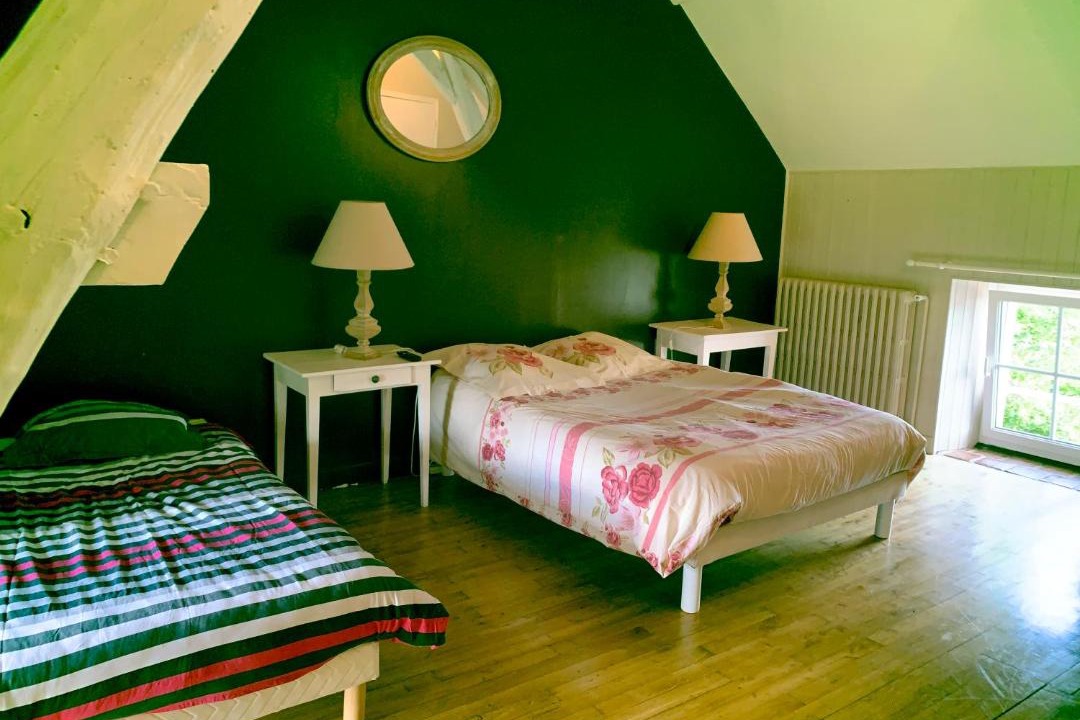 Photo of Bedroom in Belabre