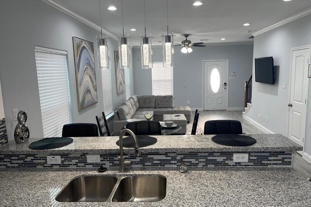 Photo of Livingroom in Southeast Houston