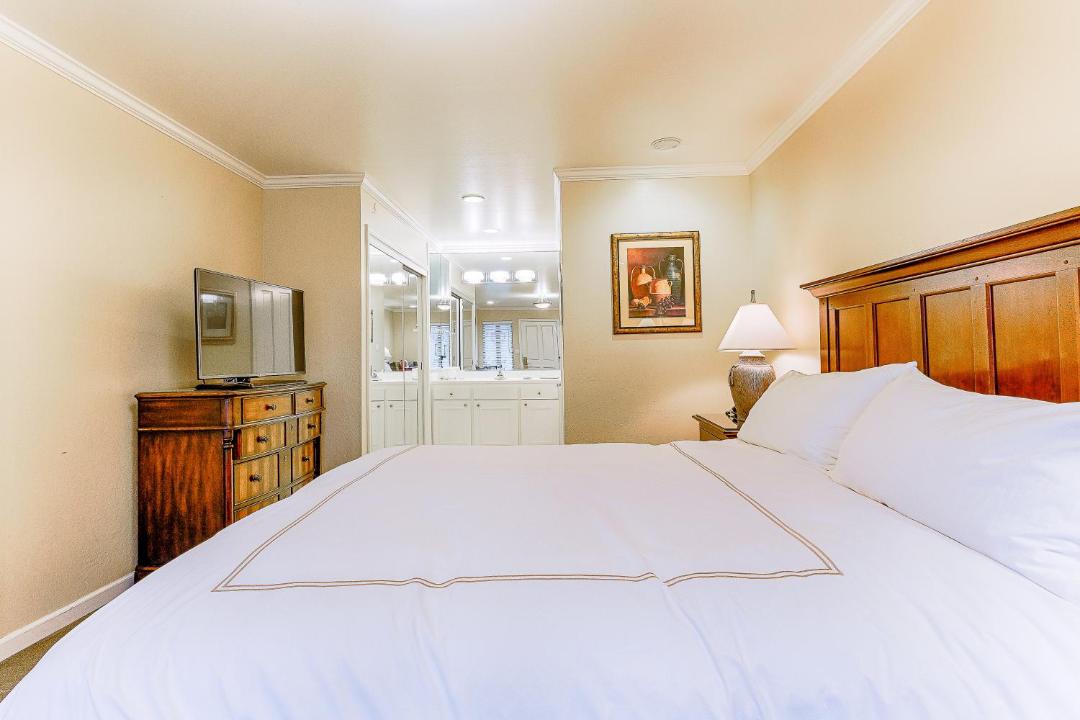 Photo of Bedroom in Napa