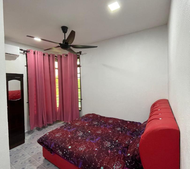 Photo of Bedroom in Kampung Gong Datok