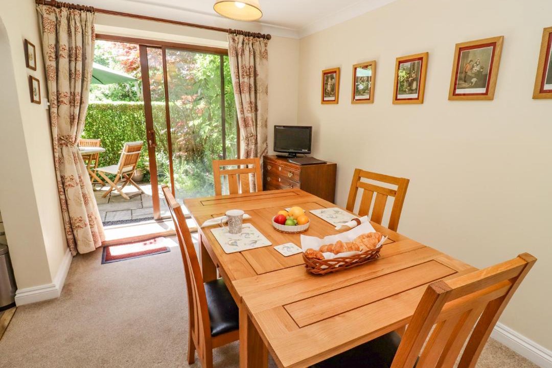 Photo of Livingroom in Stroud