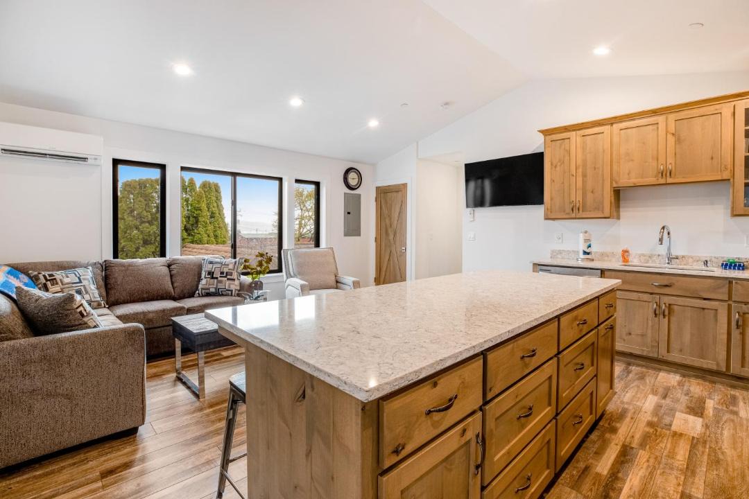 Photo of Others in Garibaldi