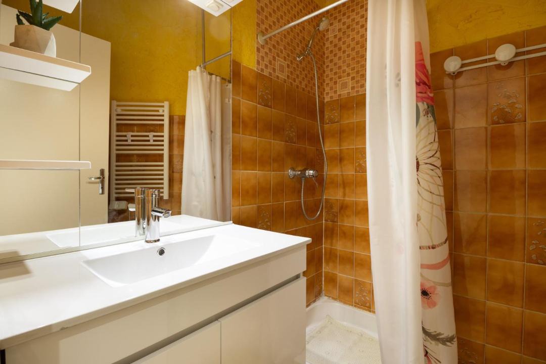 Photo of Bathroom in Rodez