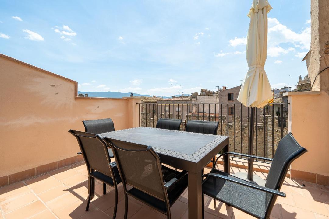 Photo of Patio Balcony in Montblanc