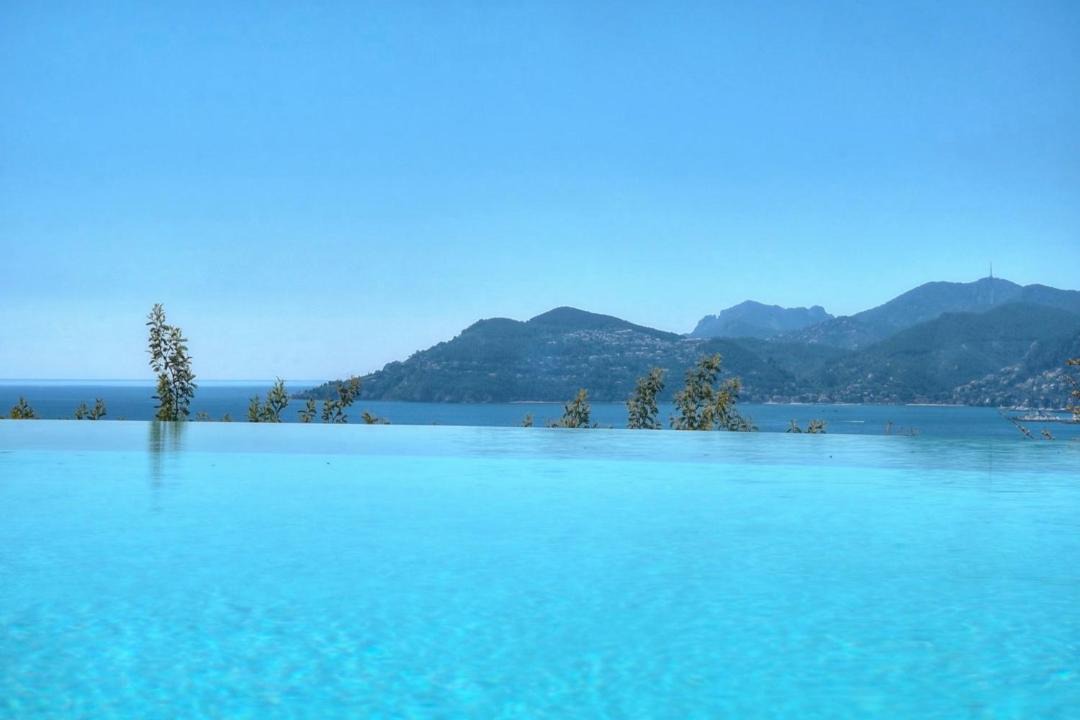 Photo of Outdoor in La Croix des Gardes